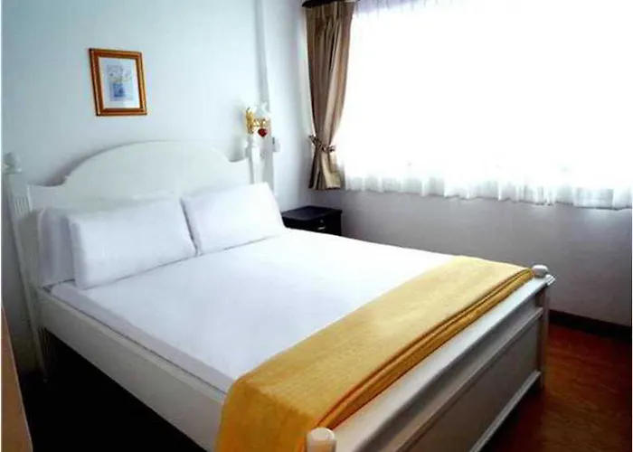 Sarnn Sukhumvit 28 2*
